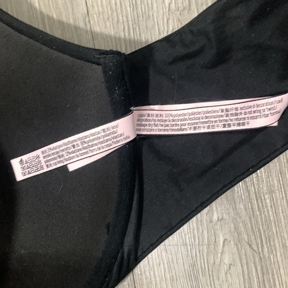 Victoria’s Secret Black Racerback Perfect Shape Front Closure Molded Cup Bra - Picture 5 of 9